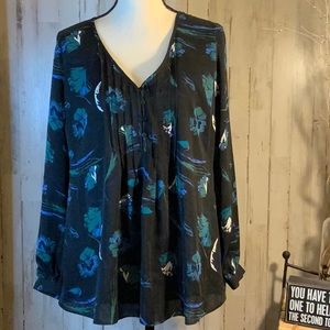 A Pea in a Pod long sleeve floral blouse. Size small